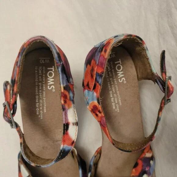 TOMS Wedge Espadrille Sandal Floral Fabric, size 10W - Picture 6 of 8